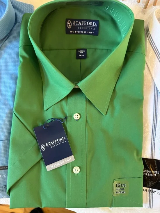 Stafford, Ketch, Van Heusen Men’s Short Sleeve Button-down Shirt Bundle - Picture 3 of 9